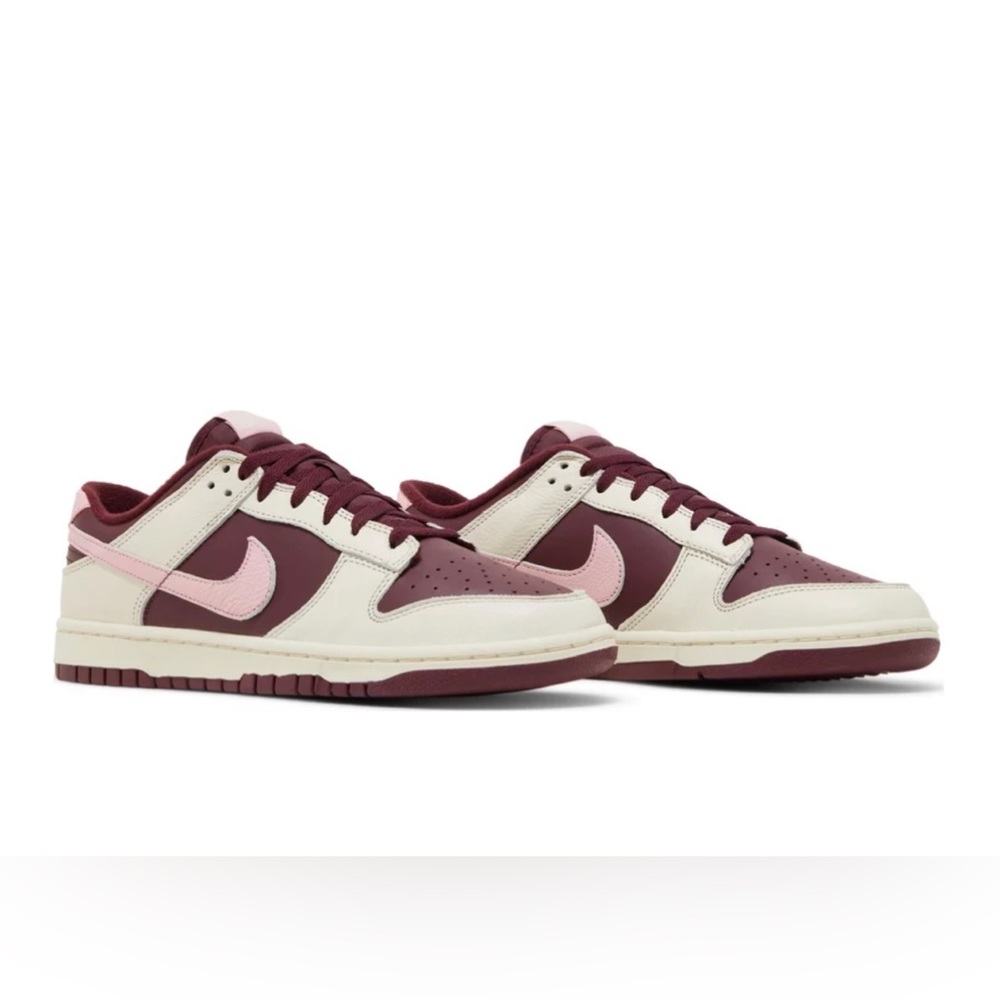 SOLD ❌ Nike dunk low Valentine 2023 ❌ SOLD